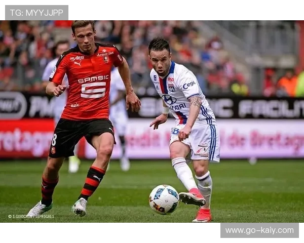 梅斯2-0爆冷战胜朗斯，暴露领头羊防线隐患