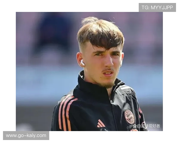 拜仁3-1逆转葡萄牙体育，格纳布里凌空扳平，17岁小将卡尔替补建功