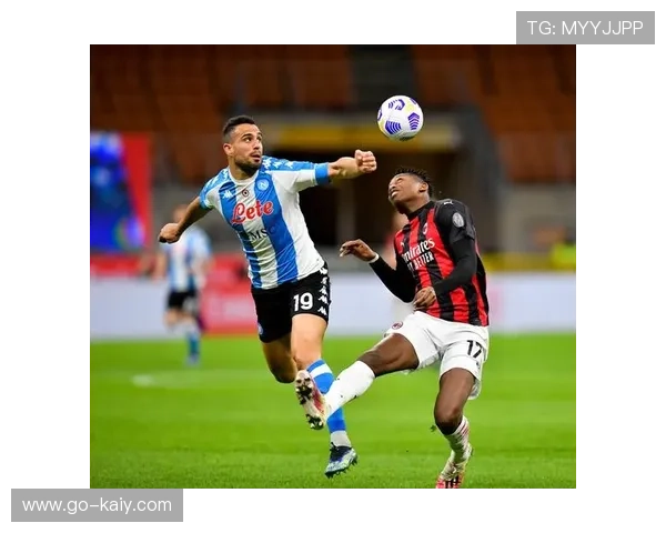 意甲球员参与学校反暴力教育，安全校园项目